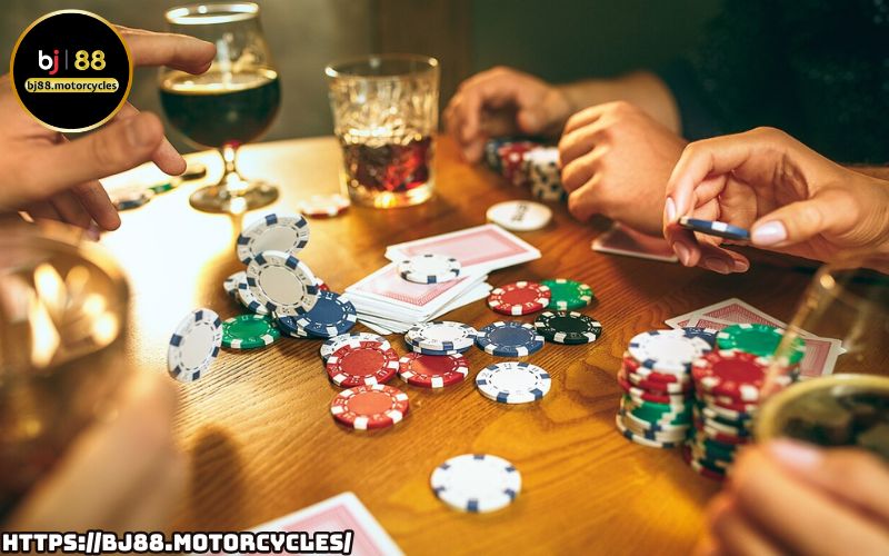 Vì sao Game bài BJ88 thu hút hàng ngàn anh em? Cùng khám phá những điểm nổi bật làm nên thương hiệu Vì sao Game bài BJ88 thu hút hàng ngàn anh em? Cùng khám phá những điểm nổi bật làm nên thương hiệu